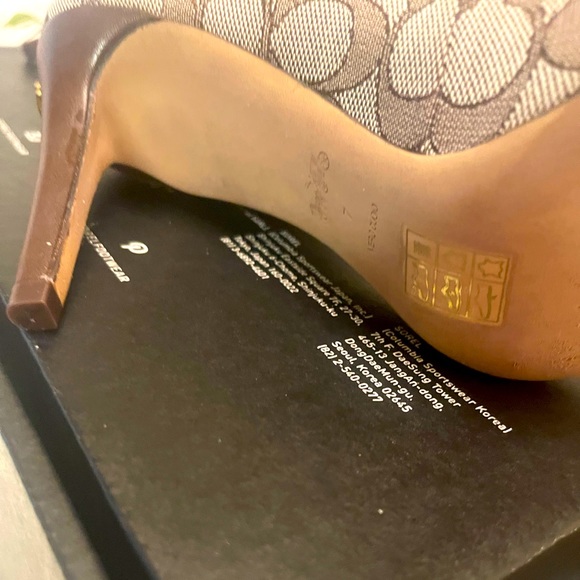 Worn for a wedding, no wear heels perfect for a party coming up! - Picture 1 of 4